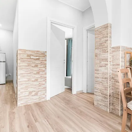 Apartman Accogliente E Moderno Bivani A 2 Minuti A Piedi Dalla Spiaggia-centro Con Parcheggio Riservato *