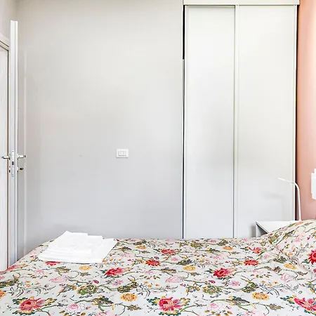 Accogliente E Moderno Bivani A 2 Minuti A Piedi Dalla Spiaggia-centro Con Parcheggio Riservato Διαμέρισμα