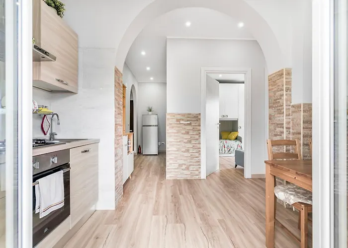 Accogliente E Moderno Bivani A 2 Minuti A Piedi Dalla Spiaggia-centro Con Parcheggio Riservato Apartment Giardini-Naxos