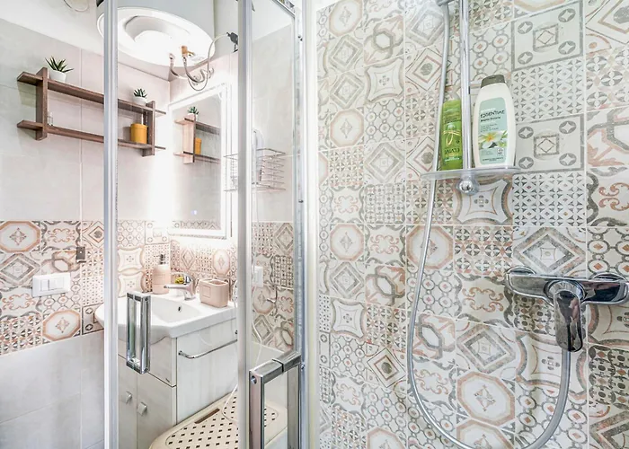 Accogliente E Moderno Bivani A 2 Minuti A Piedi Dalla Spiaggia-centro Con Parcheggio Riservato