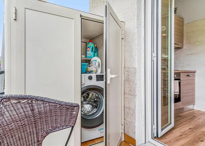 Accogliente E Moderno Bivani A 2 Minuti A Piedi Dalla Spiaggia-centro Con Parcheggio Riservato Apartment Giardini-Naxos