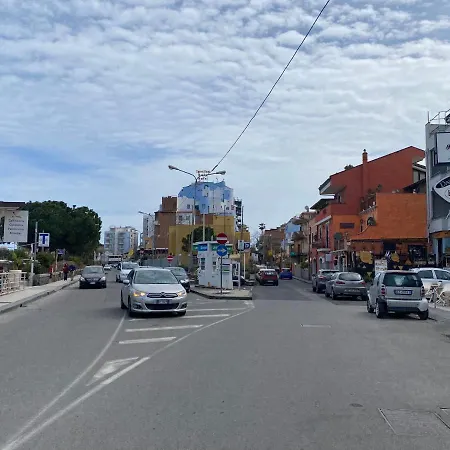 Accogliente E Moderno Bivani A 2 Minuti A Piedi Dalla Spiaggia-centro Con Parcheggio Riservato Apartment Giardini Naxos