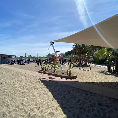 Accogliente E Moderno Bivani A 2 Minuti A Piedi Dalla Spiaggia-centro Con Parcheggio Riservato Apartment