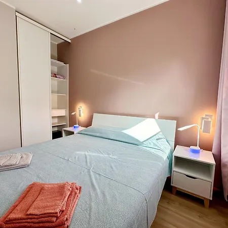 Accogliente E Moderno Bivani A 2 Minuti A Piedi Dalla Spiaggia-centro Con Parcheggio Riservato Apartment Giardini Naxos