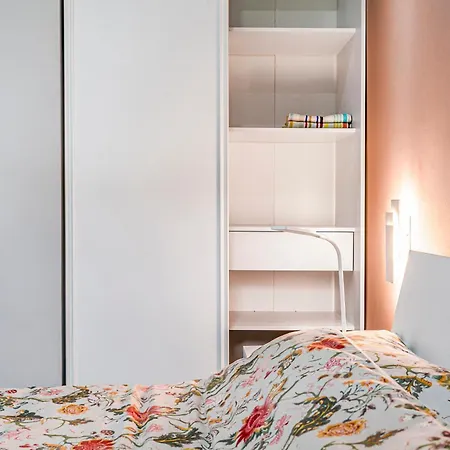 Apartament Accogliente E Moderno Bivani A 2 Minuti A Piedi Dalla Spiaggia-centro Con Parcheggio Riservato