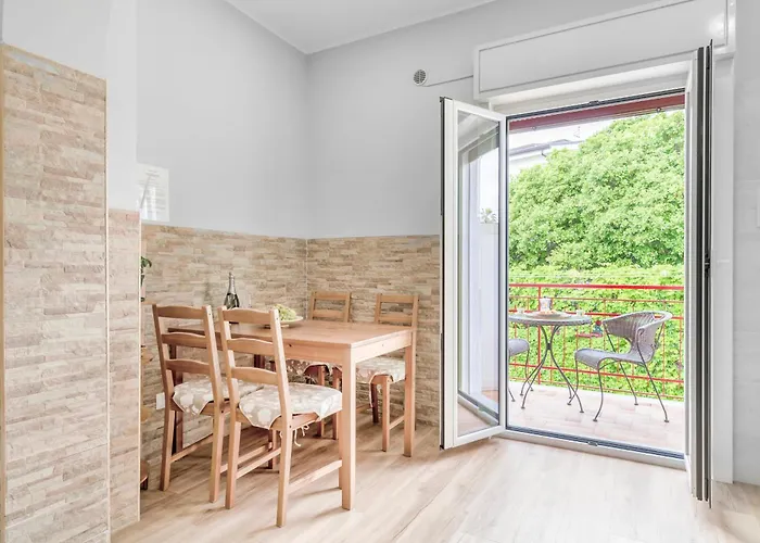 Accogliente E Moderno Bivani A 2 Minuti A Piedi Dalla Spiaggia-centro Con Parcheggio Riservato شقة