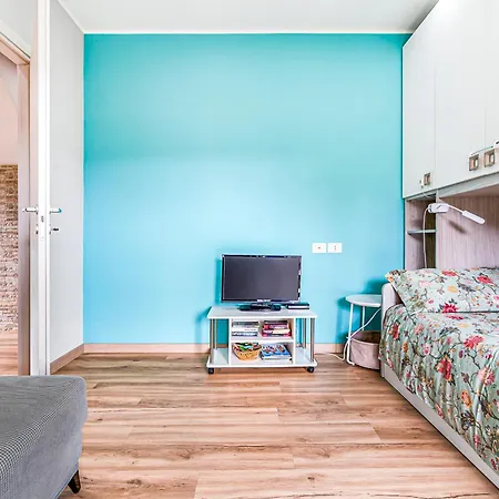 Accogliente E Moderno Bivani A 2 Minuti A Piedi Dalla Spiaggia-centro Con Parcheggio Riservato